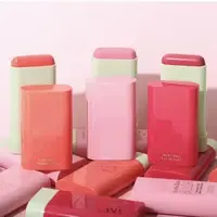Solid Moisturizer Shimmer Blush — view 4