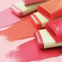 Solid Moisturizer Shimmer Blush — view 1