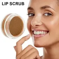 Gentle Exfoliating Lip Makeup — view 1