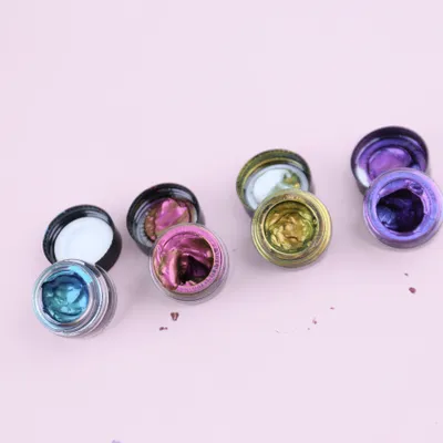 Private V3 Glitter Eyeshadow — OEM product photo
